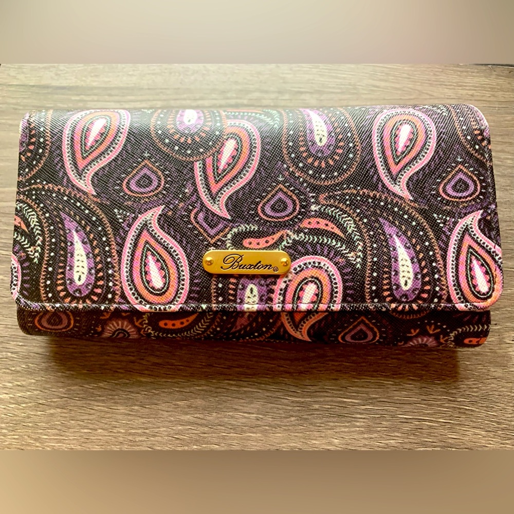 Buxton Paisley Wallet